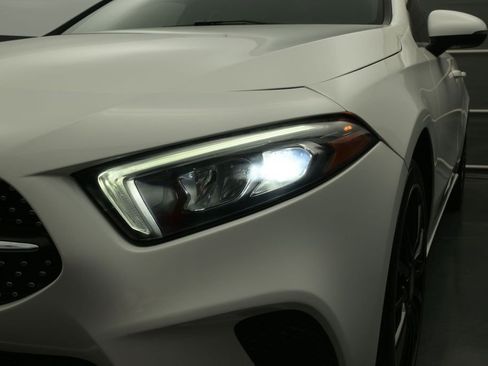 Used 2019 Mercedes-Benz A 220 image 11