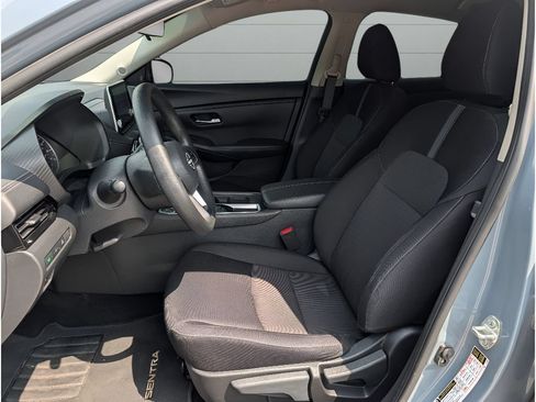 Used 2024 Nissan Sentra SV FWD image 14