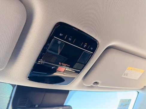 Used 2025 Hyundai Santa Fe SEL image 23