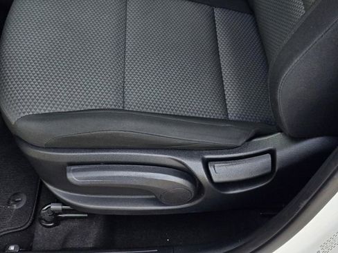 Used 2022 Kia Soul LX image 22