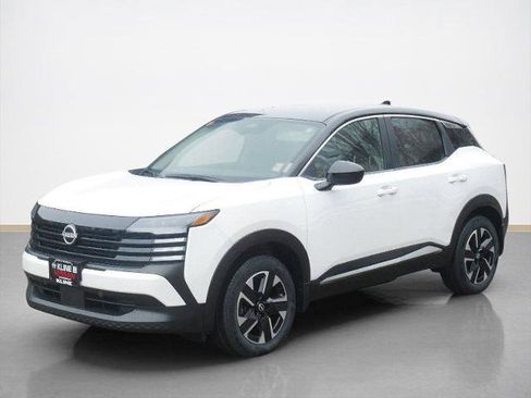 Certified 2025 Nissan Kicks SV AWD/4WD image 7
