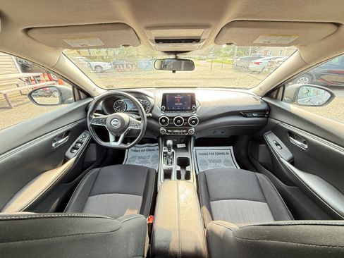 Used 2021 Nissan Sentra SV image 24