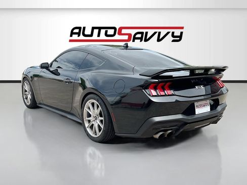 Used 2024 Ford Mustang GT Premium RWD image 5