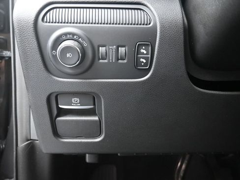 Used 2024 Jeep Wagoneer L Series II image 14