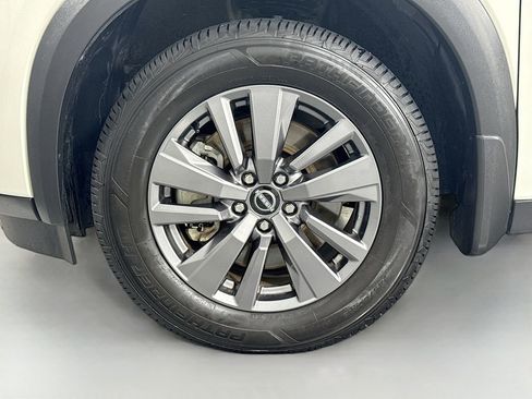 Used 2024 Nissan Pathfinder SV FWD image 33
