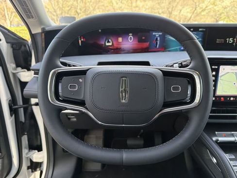 New 2026 Lincoln Nautilus Reserve w/ Jet Appearance Package image 14