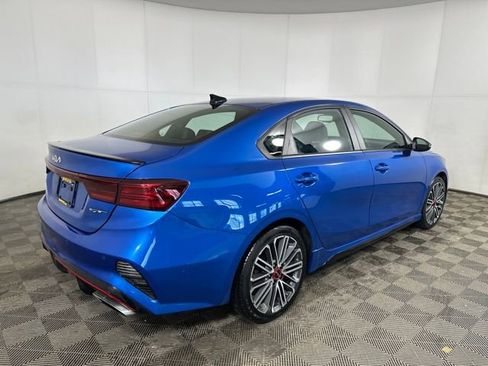 Used 2022 Kia Forte GT image 3