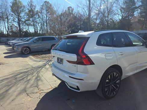 New 2026 Volvo XC60 T8 Ultra w/ Protection Package Premier image 13