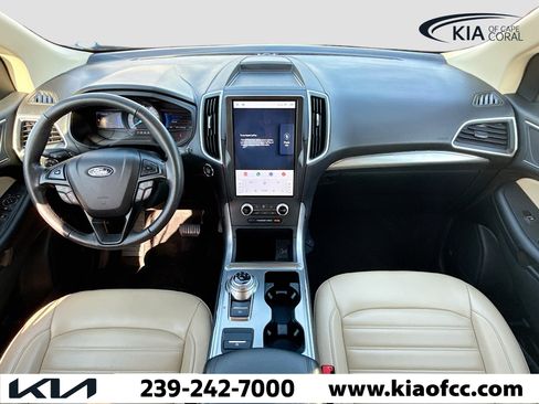 Used 2022 Ford Edge SEL w/ Convenience Package image 16
