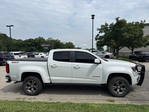 Used 2020 Chevrolet Colorado Z71 AWD/4WD image 4
