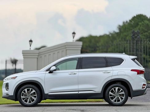 Used 2019 Hyundai Santa Fe SEL FWD image 7