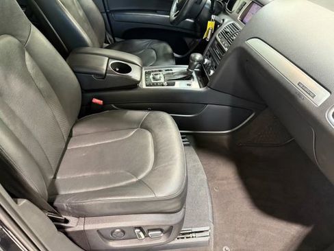 Used 2014 Audi Q7 3.0T S line Prestige w/ S Line Package image 30