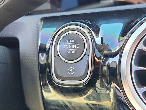 Used 2022 Mercedes-Benz CLA 250 4MATIC w/ Premium Package Lite image 23