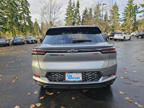 New 2026 Chevrolet Equinox EV RS image 6