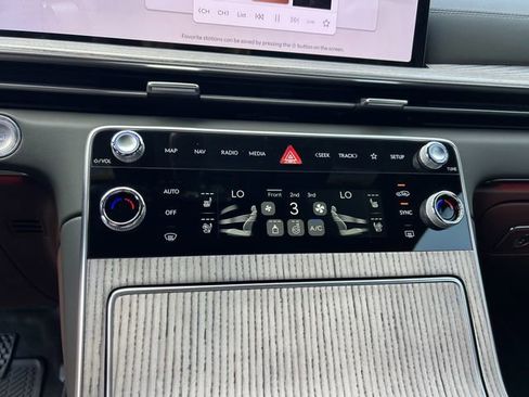 New 2026 Genesis GV80 3.5T Prestige AWD/4WD image 25