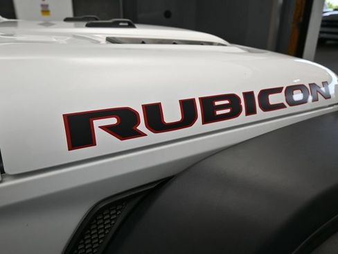 Used 2022 Jeep Wrangler Unlimited Rubicon w/ Xtreme Recon 35" Tire Package AWD/4WD image 47