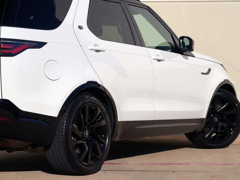 Used 2022 Land Rover Discovery HSE R-Dynamic AWD/4WD image 37
