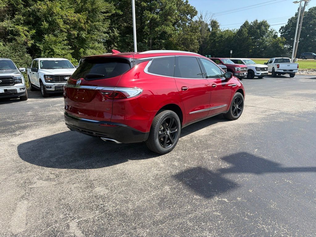 Used 2023 Buick Enclave Essence w/ Experience Buick Package FWD image 3