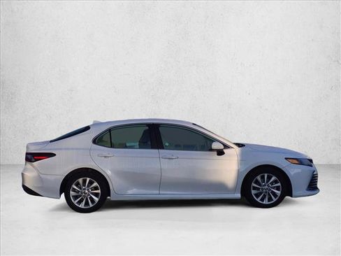 Used 2023 Toyota Camry LE FWD image 4
