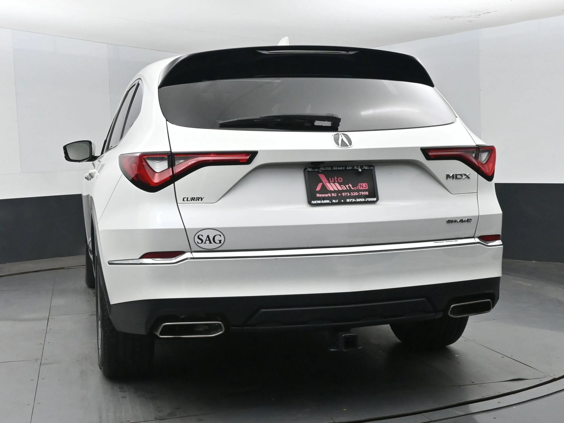 Used 2023 Acura MDX SH-AWD image 8