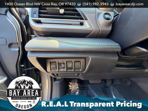 Used 2020 Subaru Outback Onyx Edition XT w/ Popular Package #2 AWD/4WD image 12