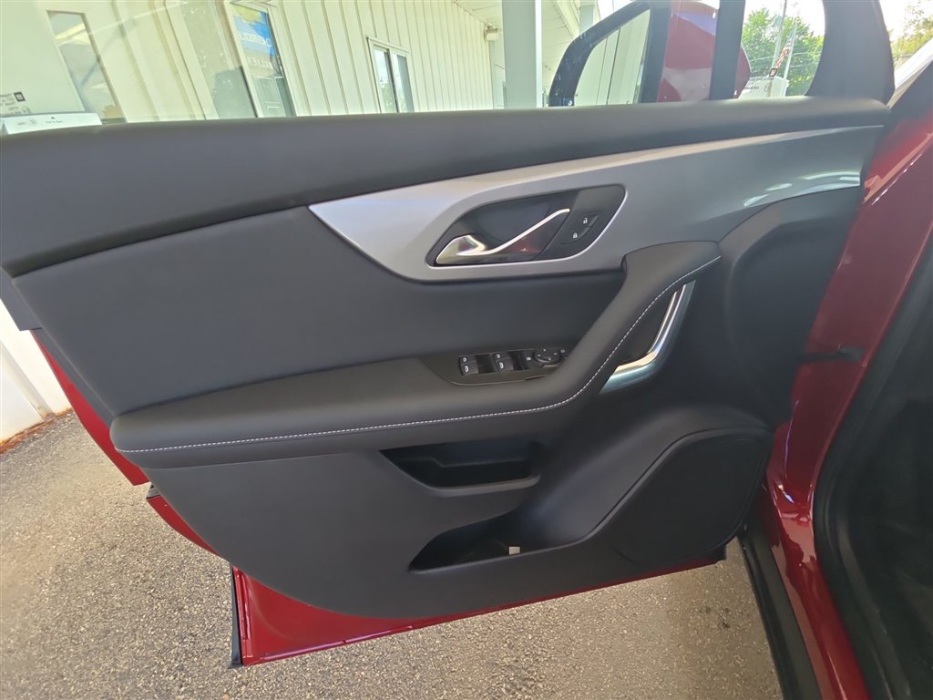 New 2026 Chevrolet Blazer LT AWD/4WD image 21