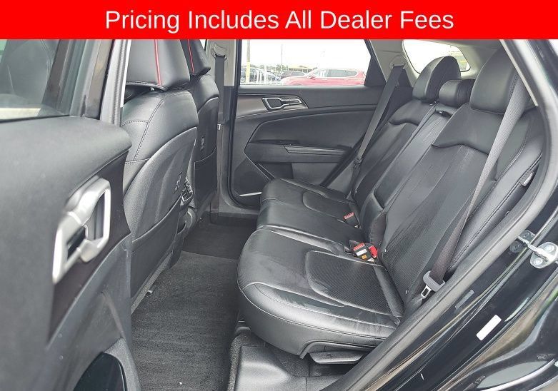 Certified 2025 Kia Sportage EX FWD image 7