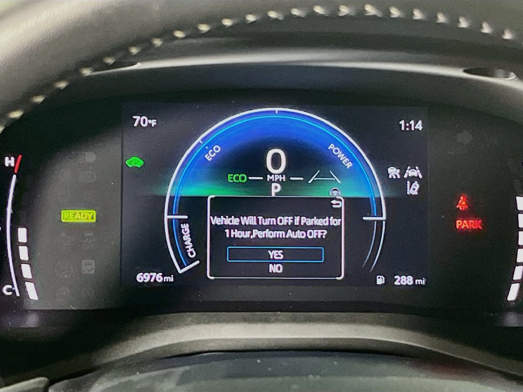 Used 2025 Toyota Camry SE FWD image 15