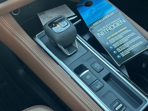 New 2026 Nissan Pathfinder Platinum image 31