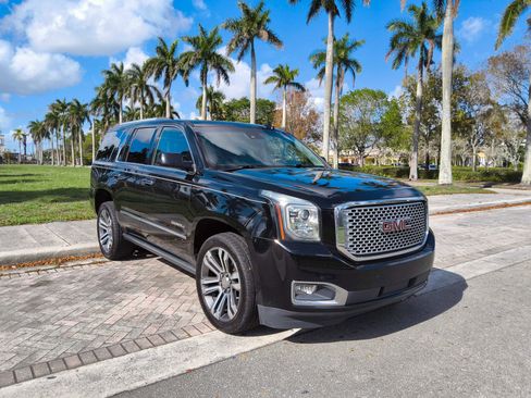 Used 2017 GMC Yukon Denali w/ Open Road Package image 1