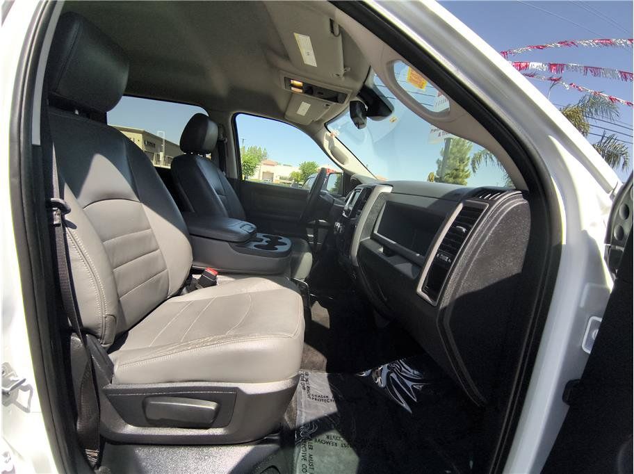 Used 2016 RAM 1500 Express RWD image 13