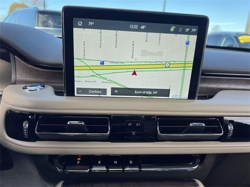 Used 2022 Lincoln Aviator Reserve w/ Elements Package Plus image 26