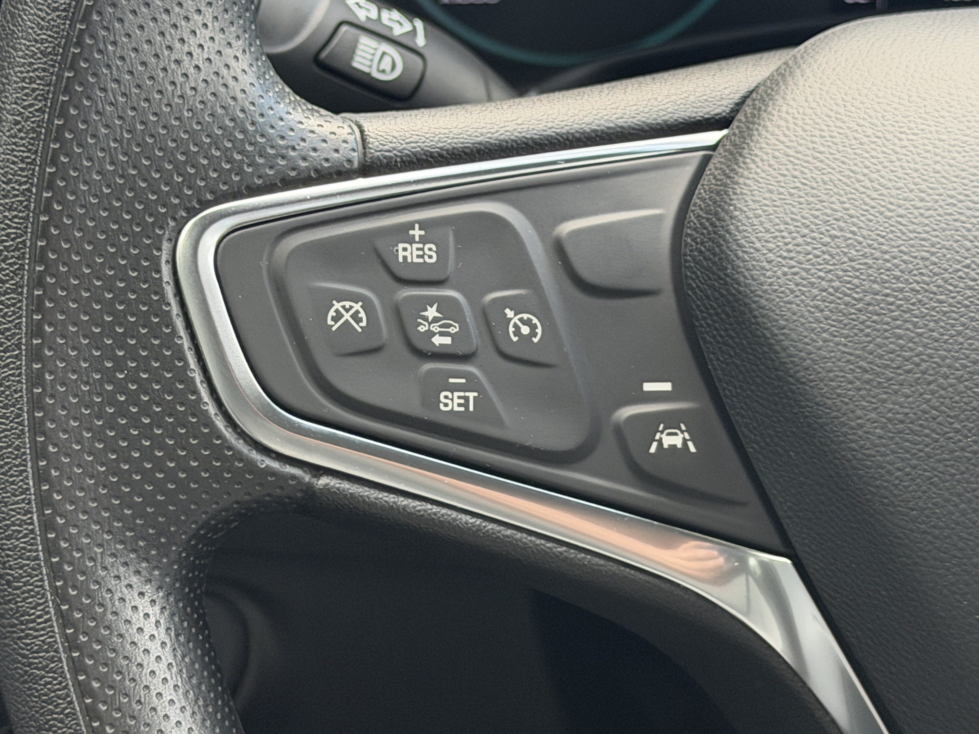 Used 2024 Chevrolet Equinox LS FWD image 29
