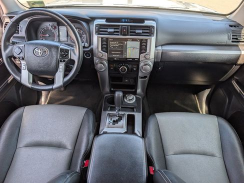 Used 2021 Toyota 4Runner SR5 Premium AWD/4WD image 4