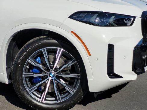 New 2026 BMW X5 xDrive40i w/ Executive Package image 4
