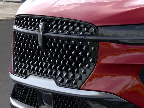 New 2026 Lincoln Nautilus Premier image 17