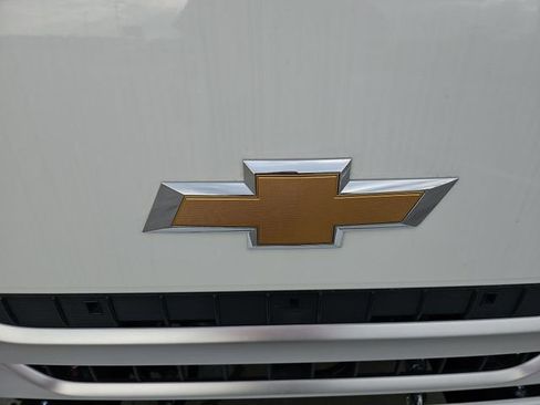 New 2024 Chevrolet Low Cab Forward RWD image 27