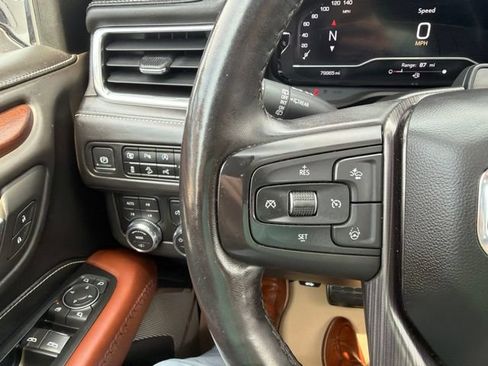 Certified 2023 GMC Yukon XL Denali Ultimate w/ LPO, Floor Liner Package AWD/4WD image 31