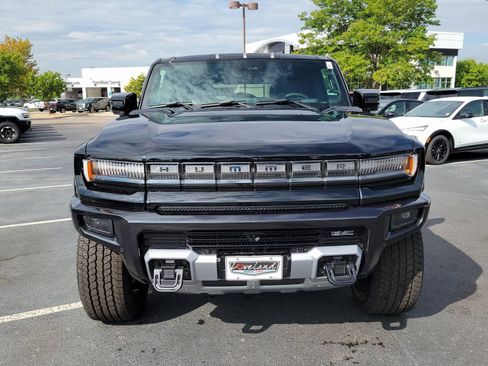 New 2026 GMC Hummer EV SUV w/ LPO, Dark Essentials Package AWD/4WD image 5