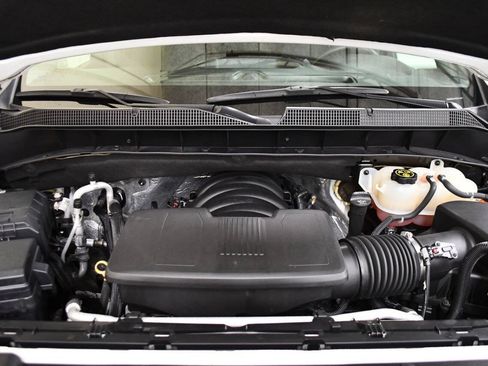 Used 2020 Chevrolet Silverado 1500 LT RWD image 30