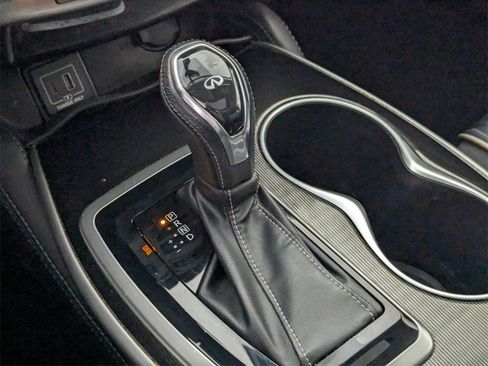 Used 2019 INFINITI QX60 Luxe w/ Essential Package image 23