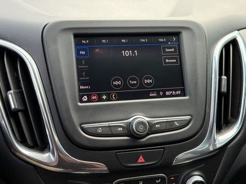 Used 2020 Chevrolet Equinox LT FWD image 19