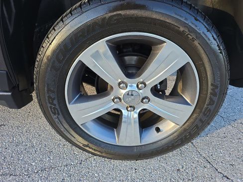 Used 2017 Jeep Compass High Altitude image 11