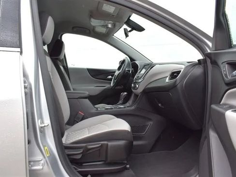 Used 2019 Chevrolet Equinox LT AWD/4WD image 26