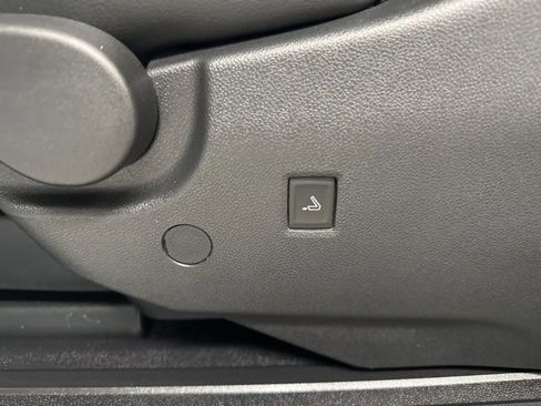 Used 2025 Buick Enclave Sport Touring w/ Power Package image 54