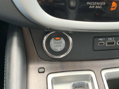 Used 2020 Nissan Murano Platinum w/ Cargo Package image 34