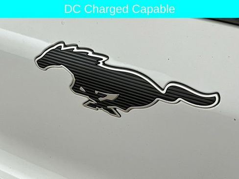 Certified 2022 Ford Mustang Mach-E Premium AWD/4WD image 23
