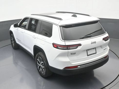 Used 2025 Jeep Grand Cherokee L Limited RWD image 46