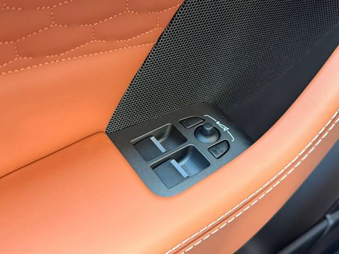 Used 2024 Jaguar F-TYPE R-Dynamic RWD image 17