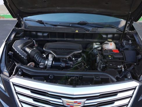 Used 2017 Cadillac XT5 Luxury w/ Driver Awareness Package AWD/4WD image 55
